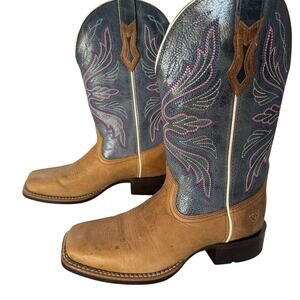 Ariat Ladies Edgewood Almond Buff Sqaure Toe Boots 10040349 Size 5.5B